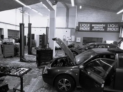 FOXAUTO - Lakiernictwo | Blacharstwo | Naprawa OC i AC | Likwidacja szkód komunikacyjnych Gorzów